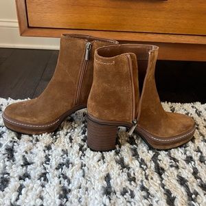 Steve Madden Platform Shaniya boots in brown
